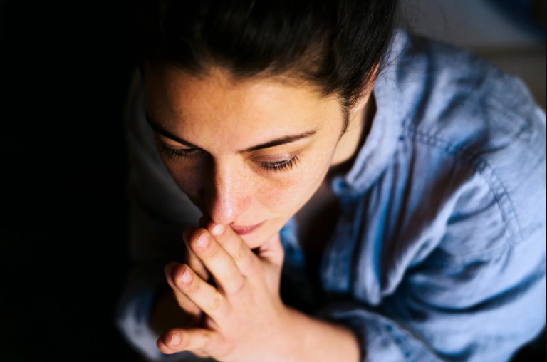 بازگشت ذهنِ فرسوده: چگونه سازمان‌ها چرخهٔ امید و کارآمدی را دوباره زنده می‌کنند