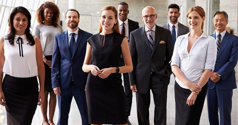 گشودن افق قطعیت در رهبری معاصر: از تردید سازمانی تا معماری اطمینان راهبردی